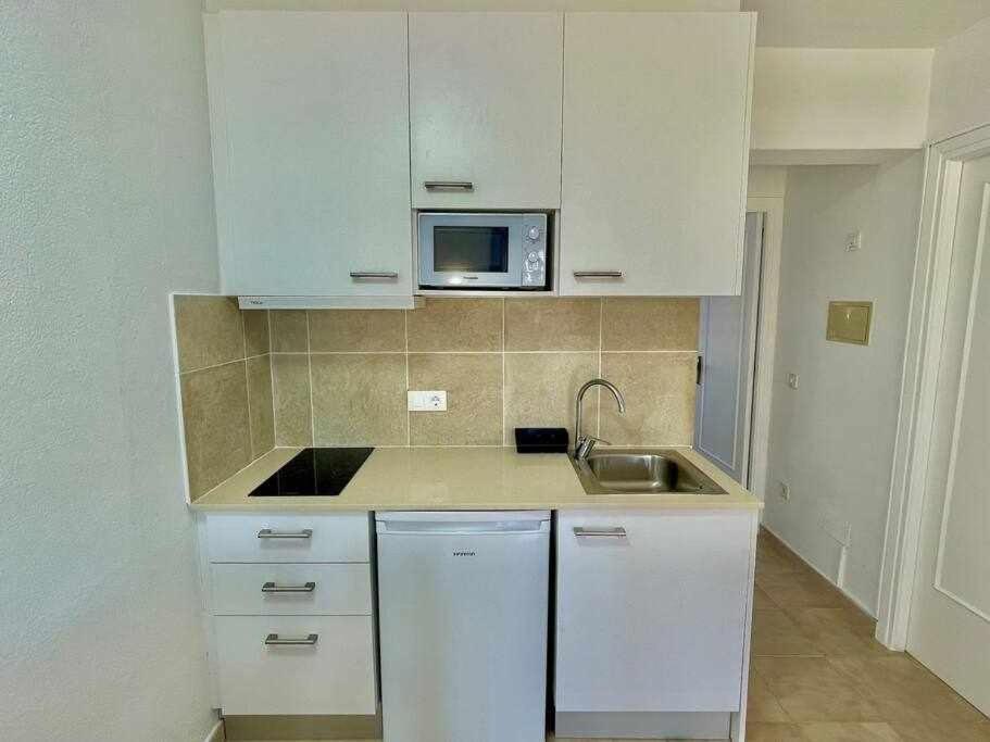 Pura Vida Apartamento Con Piscina カラ・エン・ブラネス エクステリア 写真